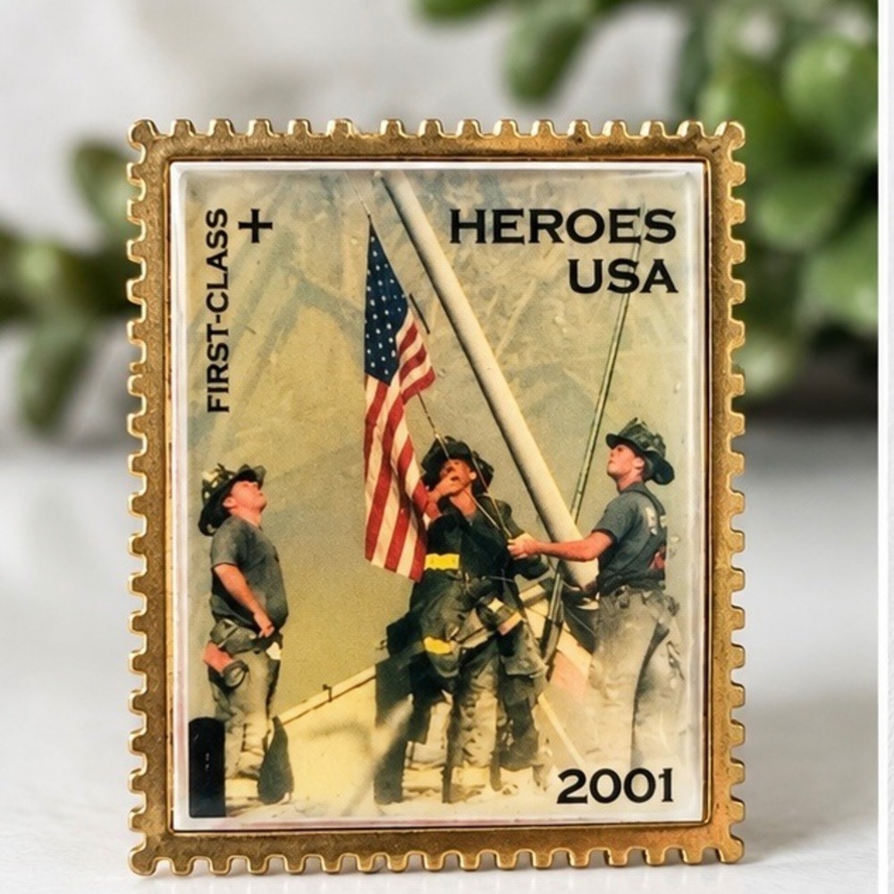 USPS Heroes USA 2001 Firefighters Flag Stamp Pin Gold Tone Licensed Ad Max